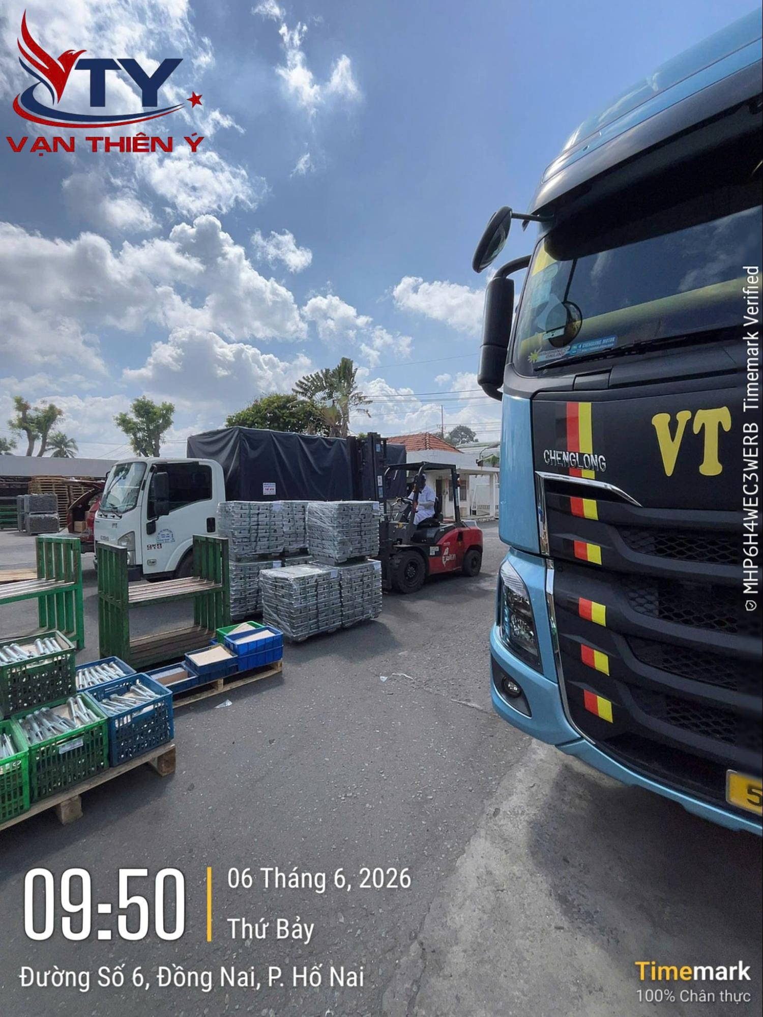 Các hình ảnh xe tại VTY Logictics: 
